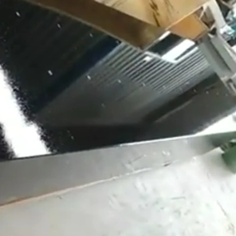 A na-eji mita dị ogologo 4 na 0,5 mita dị obosara na-ebugharị