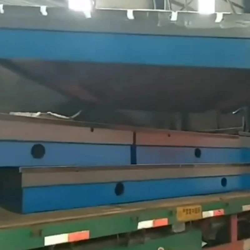 A na-etinye nyiwe Iron asatọ nke a na-ebugharị n’ụgbọ ahụ maka mbupu